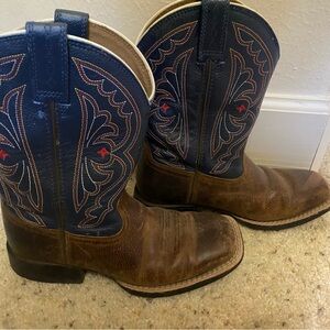 Little boys Ariat cowboy boots size 1